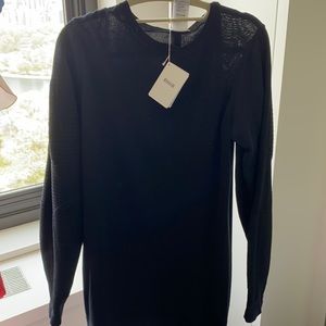 Tunic sweater with 3D ribbing detail on sleeve